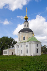 Fototapeta na wymiar Bogoroditskaya church in the city Vyazma, Russia