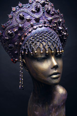 Mannequin in creative purple crown