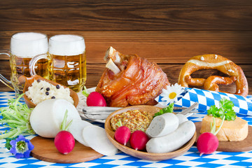 Bayern -  Bier und Schweinshaxe