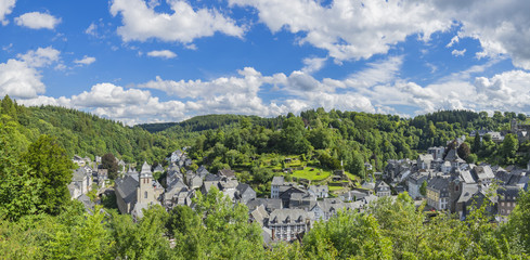 Fototapeta na wymiar Eifel Panorama of Monschau / Germany