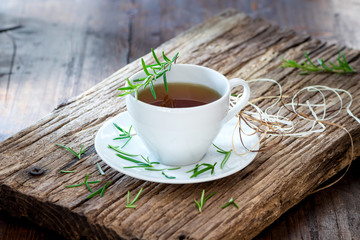 Tee - Rosmarin - Rosmarintee - Blüten - Kräuter - Naturheilkunde - Rosmarinus officinalis