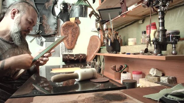 Hand made craft manufactur.