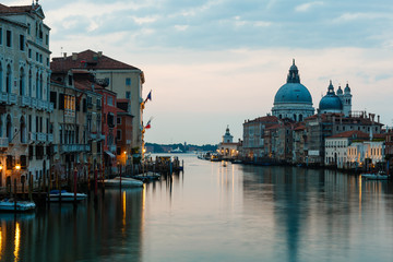 Sunrise in Venice, Smooth water in the canal