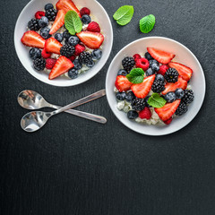Cottage cheese with fresh berries