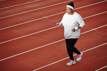 Obraz premium Active female determined to lose weight