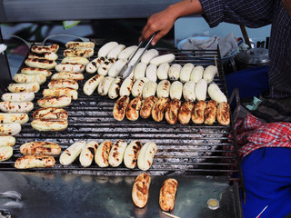 cooking banana grill in market