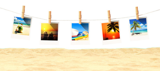 Schöner Strand mit Polaroid Fotos - Urlaub Konzept