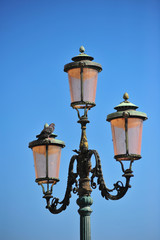 Fototapeta na wymiar Venice street lights