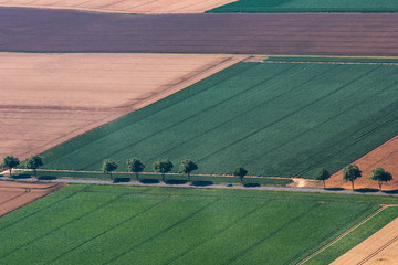 Obraz premium Vue aérienne de champs dans la Somme en France