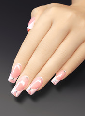 Sch&ouml;nes und modernes Nageldesign