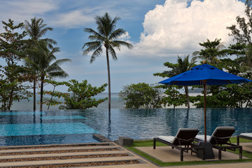 Swimming pool with sea views