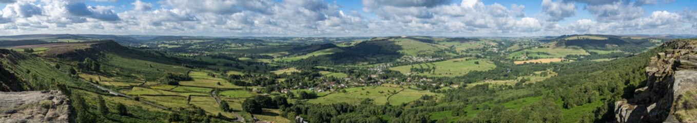 Obraz premium Curbar Edge to Baslow Egde Peak District Panorama