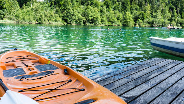 kayak on crestasee lake ready to use