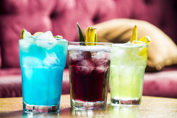 Summer cocktails wallpaper