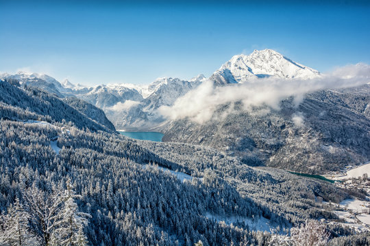 Winter, Schnee & Eis - Blick zum K&ouml;nigssee Berglandschaft Alpen