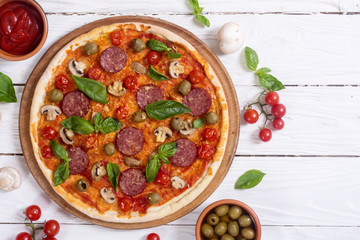 Italian pizza and ingridiend