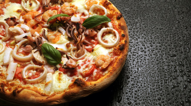 ピザ פיצה पिज़्ज़ा 피자 Пицца พิซซ่า පීසා پيزا  Pitsa Pica 比萨饼 Pizza 