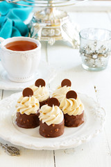 Chocolate cake with caramel, peanut cream 