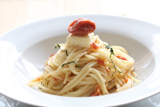 梅干しと大葉とツナのパスタ／umeboshi and large leaves and tuna spaghetti
