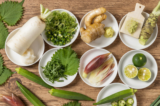 Japanese flavored vegetables (pot herb)