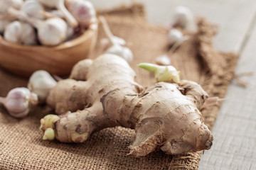 ginger and garlic on sack.