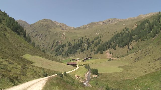 Volkzeinerh&uuml;tte, Volkzeiner H&uuml;tte, Volkzeiner, Talschluss, Alm, Haus, H&auml;user, bewirtschaftet, Winkeltal, Weg, Villgraten, Au&szlig;ervillgraten, Osttirol, 