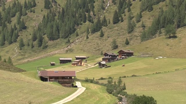 Volkzeinerh&uuml;tte, Volkzeiner H&uuml;tte, Volkzeiner, Talschluss, Alm, Haus, H&auml;user, bewirtschaftet, Winkeltal, Weg, Villgraten, Au&szlig;ervillgraten, Osttirol, 