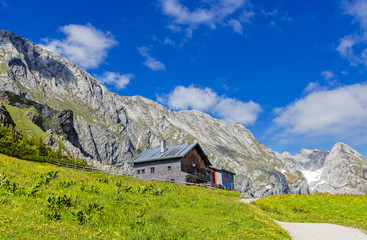 Blick auf Hohes Brett und Hohen Göll, Alpen 