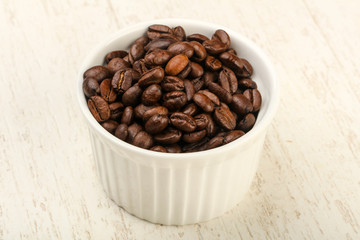 Roasted coffee beans