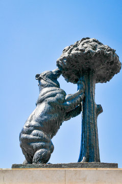 Statue of bear in Madrid, Spain