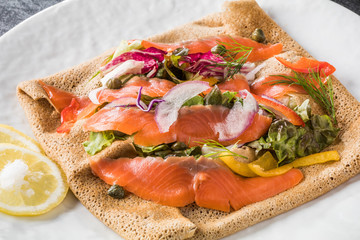 そば粉のクレープ　ガレット　 galette French food