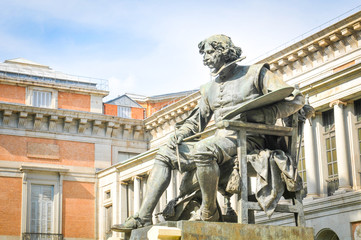 Fototapeta premium Statue of Velazquez