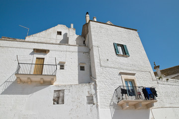 Alleyway. Locorotondo. Puglia. Italy. 