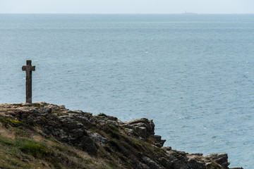 Croix du Grand Mont &agrave; Saint Gildas de Rhuys face &agrave; la mer, lieu de p&egrave;lerinage annuel