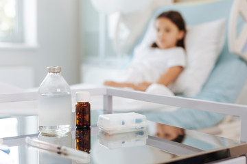 Selective focus of bottles with medicine