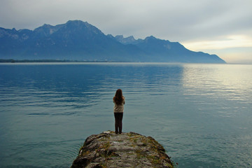 Fototapeta na wymiar Cloudy and overcast day on lake Geneva, Montreux, the Swiss Riviera