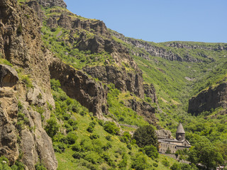Fototapeta na wymiar Geghard, Kloster, Felsenkirche, Azatschlucht, Provinz Kotajkh, Armenien ; Asien