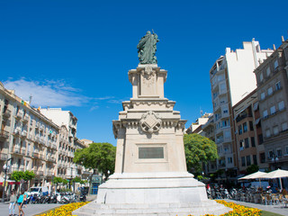 monument in tarragona - obrazy, fototapety, plakaty