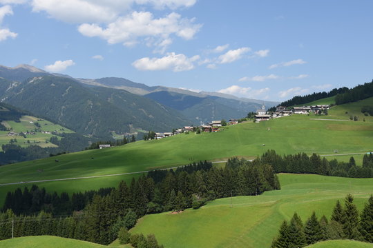 Osttirol, Pustertal, Kartitsch, Lienzer Dolomiten, Oberberg, Bergdorf, Hochtal, Sankt Oswald, Strassen, Abfaltersbach, Villgrater Berge
