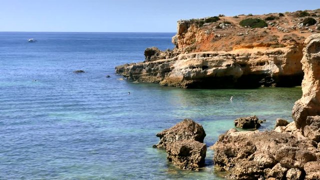 travelling sur la côte d'Algarve au Portugal (4k)