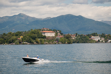 Fototapeta premium Aussichten von der Isola Bella im Lago Maggiore