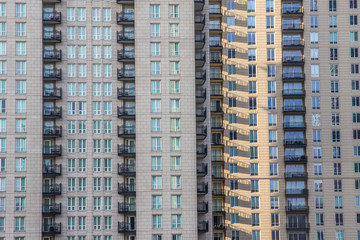 Hochhaus Fassaden mit Fenstern und Balkonen, Chicago