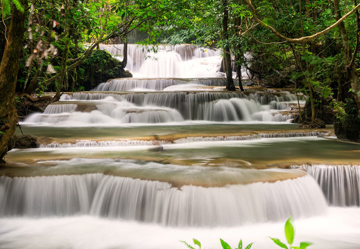 Huai Mae Khamin Waterfall © sompong