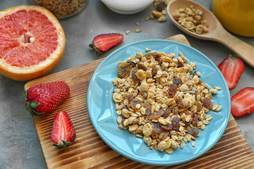 Healthy breakfast with muesli on table