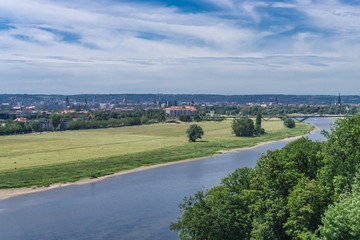 Fototapeta na wymiar View of the river Elbe near Dresden