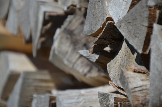 Nahaufnahme von sch&ouml;nem Feuerholz
