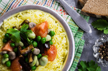 Yellow rice with vegetables