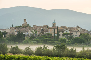 Fototapeta na wymiar Scenic old village Lourmarine in Provence region of France during sunrise