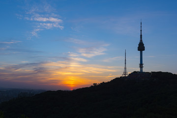 Obraz premium Sunset at Namsan Tower in Seoul,South Korea.