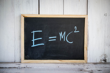formula E = mc2